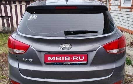 Hyundai ix35 I рестайлинг, 2013 год, 1 300 000 рублей, 2 фотография