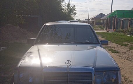 Mercedes-Benz W124, 1985 год, 450 000 рублей, 4 фотография