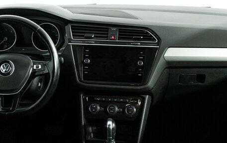 Volkswagen Tiguan II, 2019 год, 2 249 700 рублей, 14 фотография