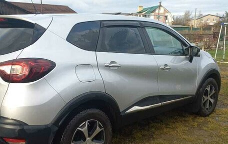 Renault Kaptur I рестайлинг, 2018 год, 1 450 000 рублей, 3 фотография