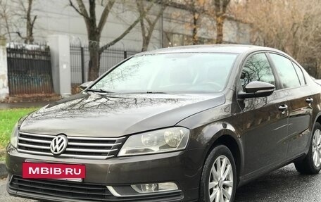 Volkswagen Passat B7, 2012 год, 895 000 рублей, 2 фотография