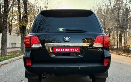 Toyota Land Cruiser 200, 2008 год, 2 700 000 рублей, 6 фотография