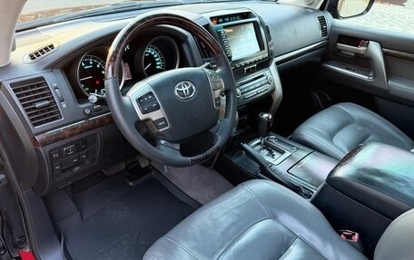 Toyota Land Cruiser 200, 2008 год, 2 700 000 рублей, 15 фотография