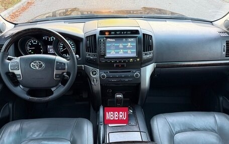 Toyota Land Cruiser 200, 2008 год, 2 700 000 рублей, 18 фотография