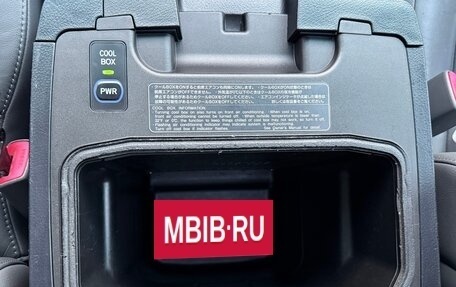 Toyota Land Cruiser 200, 2008 год, 2 700 000 рублей, 31 фотография