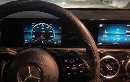 Mercedes-Benz A-Класс, 2018 год, 2 450 000 рублей, 3 фотография