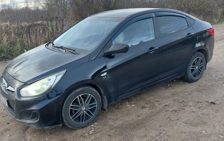 Hyundai Solaris II рестайлинг, 2014 год, 820 000 рублей, 1 фотография