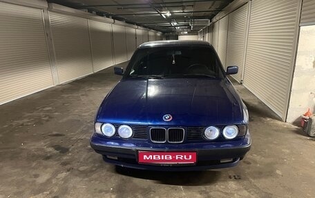 BMW 5 серия, 1988 год, 450 000 рублей, 1 фотография