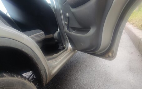 Suzuki Ignis II (HR), 2002 год, 430 000 рублей, 16 фотография