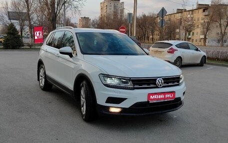 Volkswagen Tiguan II, 2017 год, 2 200 000 рублей, 1 фотография