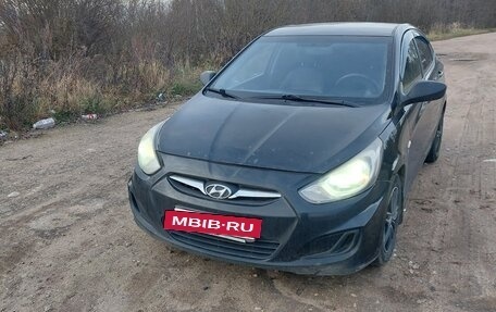 Hyundai Solaris II рестайлинг, 2014 год, 820 000 рублей, 2 фотография