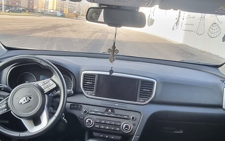 KIA Sportage IV рестайлинг, 2020 год, 2 450 000 рублей, 6 фотография