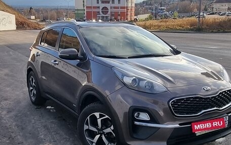 KIA Sportage IV рестайлинг, 2020 год, 2 450 000 рублей, 2 фотография