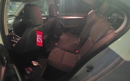 Skoda Octavia, 2013 год, 15 фотография