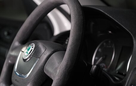 Skoda Octavia, 2010 год, 594 000 рублей, 25 фотография