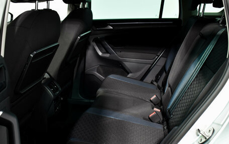 Volkswagen Tiguan II, 2019 год, 2 545 850 рублей, 11 фотография