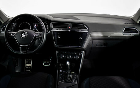 Volkswagen Tiguan II, 2019 год, 2 545 850 рублей, 14 фотография