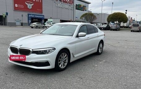 BMW 5 серия, 2019 год, 2 400 000 рублей, 6 фотография