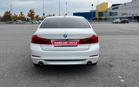 BMW 5 серия, 2019 год, 2 400 000 рублей, 4 фотография