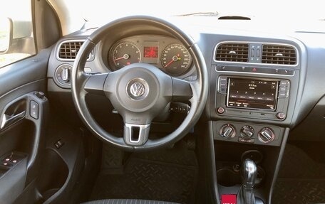 Volkswagen Polo VI (EU Market), 2012 год, 1 299 000 рублей, 34 фотография