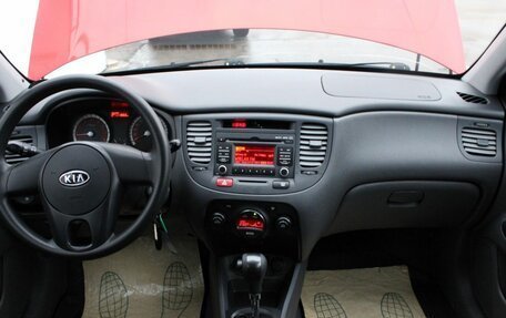 KIA Rio II, 2011 год, 735 000 рублей, 15 фотография