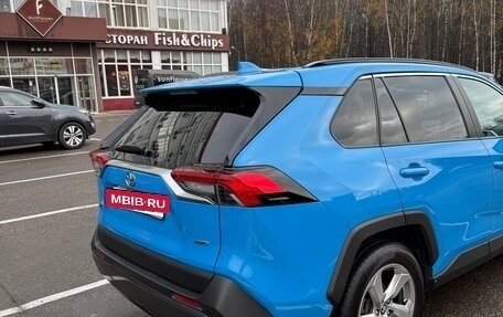 Toyota RAV4, 2019 год, 3 000 000 рублей, 5 фотография