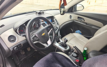 Chevrolet Cruze II, 2011 год, 650 000 рублей, 12 фотография