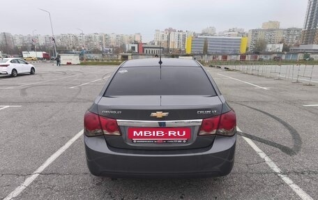 Chevrolet Cruze II, 2011 год, 650 000 рублей, 7 фотография