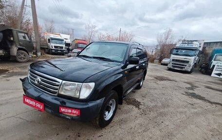 Toyota Land Cruiser 100 рестайлинг 2, 2004 год, 1 599 999 рублей, 14 фотография