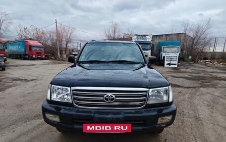 Toyota Land Cruiser 100 рестайлинг 2, 2004 год, 1 599 999 рублей, 12 фотография