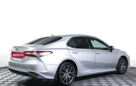 Toyota Camry, 2021 год, 2 990 000 рублей, 5 фотография