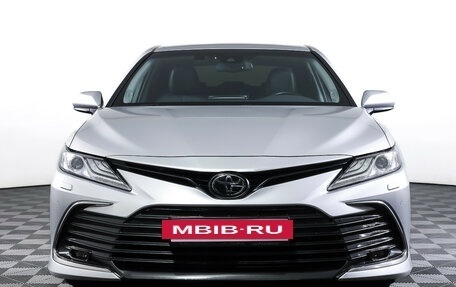 Toyota Camry, 2021 год, 2 990 000 рублей, 2 фотография