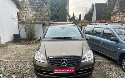 Mercedes-Benz A-Класс, 2011 год, 750 000 рублей, 1 фотография