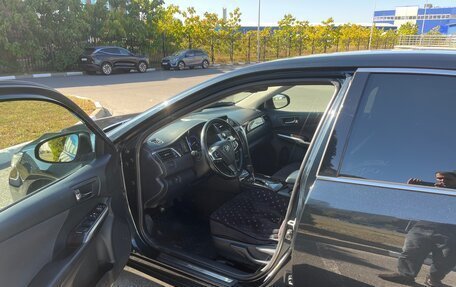 Toyota Camry, 2015 год, 1 950 000 рублей, 10 фотография