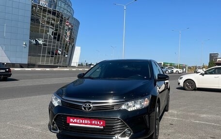 Toyota Camry, 2015 год, 1 950 000 рублей, 8 фотография