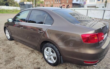 Volkswagen Jetta VI, 2012 год, 1 050 000 рублей, 5 фотография