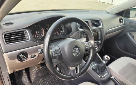 Volkswagen Jetta VI, 2012 год, 1 050 000 рублей, 7 фотография