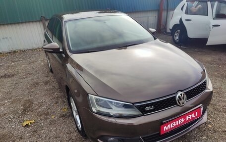 Volkswagen Jetta VI, 2012 год, 1 050 000 рублей, 3 фотография