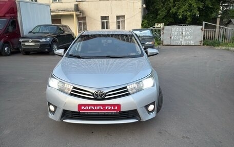 Toyota Corolla, 2013 год, 1 200 000 рублей, 2 фотография