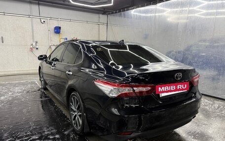 Toyota Camry, 2021 год, 4 000 000 рублей, 5 фотография