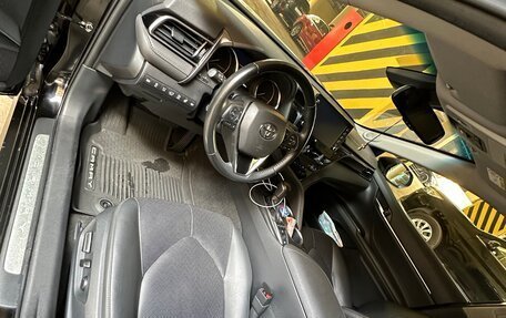 Toyota Camry, 2021 год, 4 000 000 рублей, 18 фотография