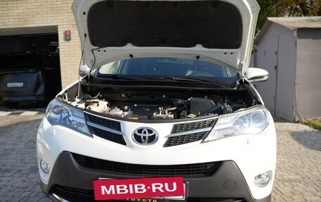 Toyota RAV4, 2013 год, 2 500 000 рублей, 7 фотография