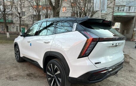 Geely Atlas, 2024 год, 3 000 000 рублей, 3 фотография