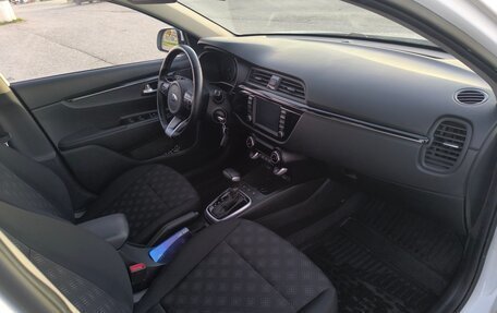 KIA Rio IV, 2020 год, 1 345 000 рублей, 9 фотография