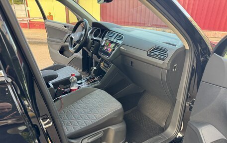 Volkswagen Tiguan II, 2020 год, 2 650 000 рублей, 10 фотография