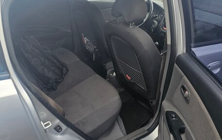 KIA Rio II, 2010 год, 350 000 рублей, 2 фотография