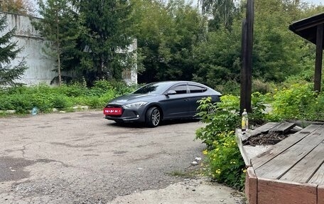 Hyundai Avante, 2018 год, 1 850 000 рублей, 12 фотография