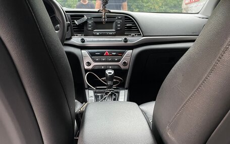 Hyundai Avante, 2018 год, 1 850 000 рублей, 28 фотография