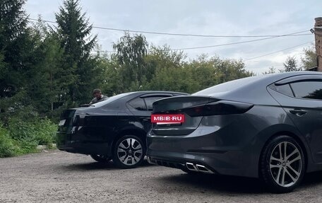 Hyundai Avante, 2018 год, 1 850 000 рублей, 18 фотография