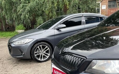 Hyundai Avante, 2018 год, 1 850 000 рублей, 21 фотография